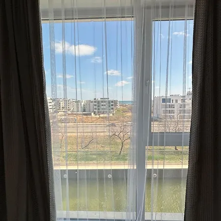 Iris By Meraki Apartment *