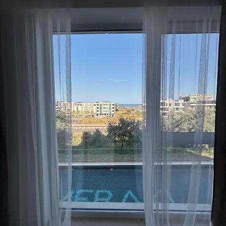 Iris By Meraki & Apartman *