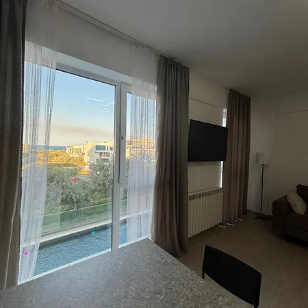 Iris By Meraki & Apartman Năvodari